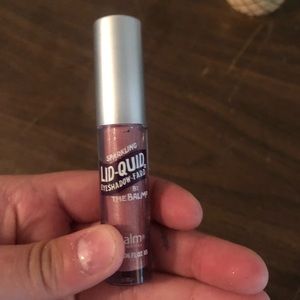liquid eyeshadow